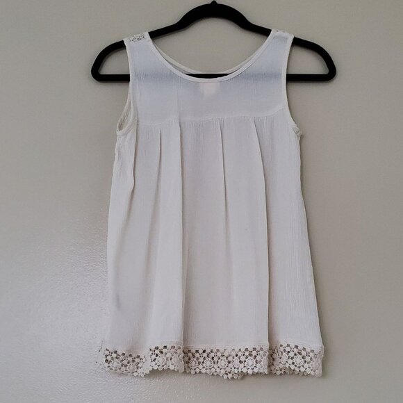 Mossimo Supply Co Tan Sleeveless Blouse. Size S - Picture 2 of 8